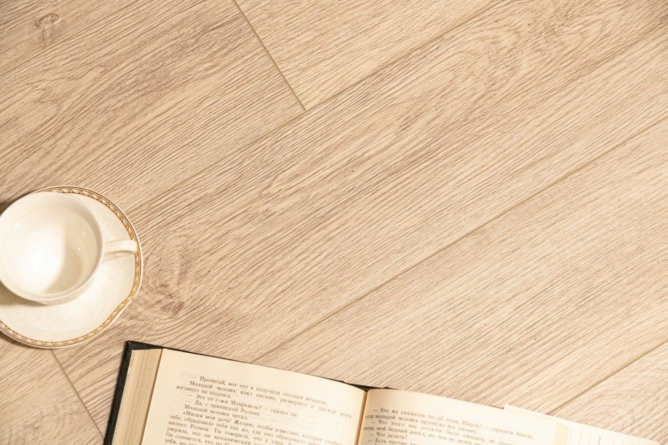 Виниловый ламинат "Bonkeel" Style Дуб Гарднер (1200*125*4 мм) — купить в Нижнем Новгороде